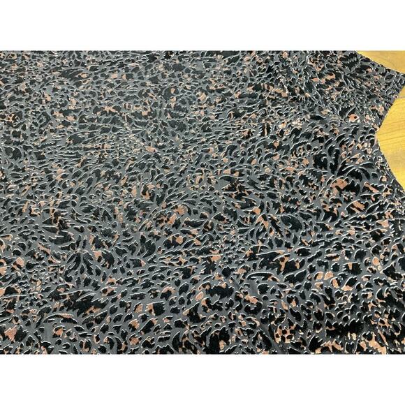 Free People We The Free Teddy Tee Size XS Velvet Animal Print Black - Picture 8 of 8